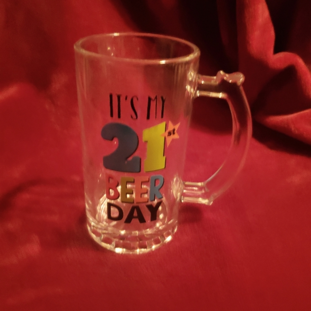 White transparent glass tankard with "It's My 21st